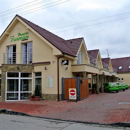 Penzion Furman U Hoffera Vráble 외부 사진